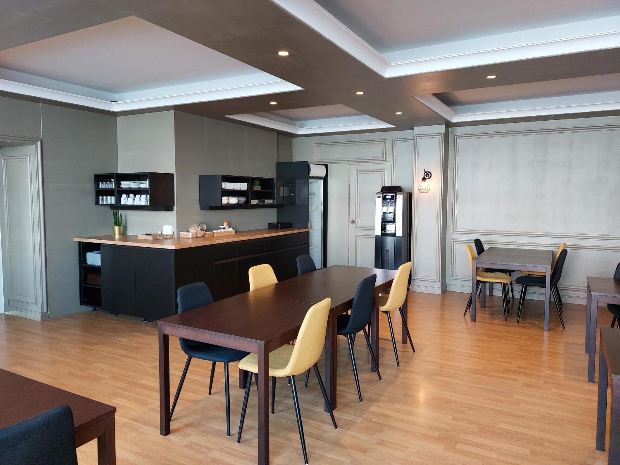 Cit'Hotel L'Europe - Cholet Gare 외부 사진