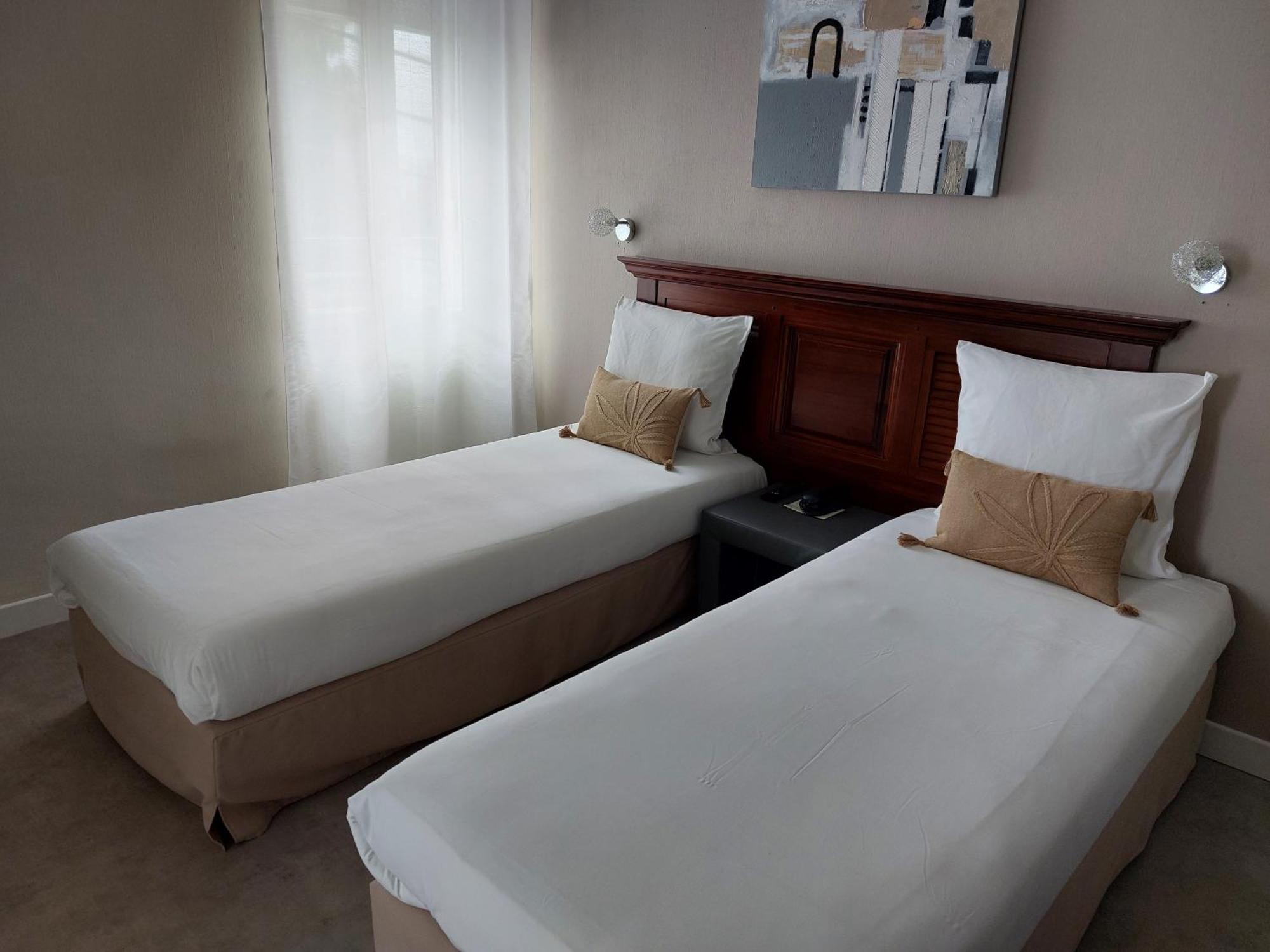 Cit'Hotel L'Europe - Cholet Gare 외부 사진