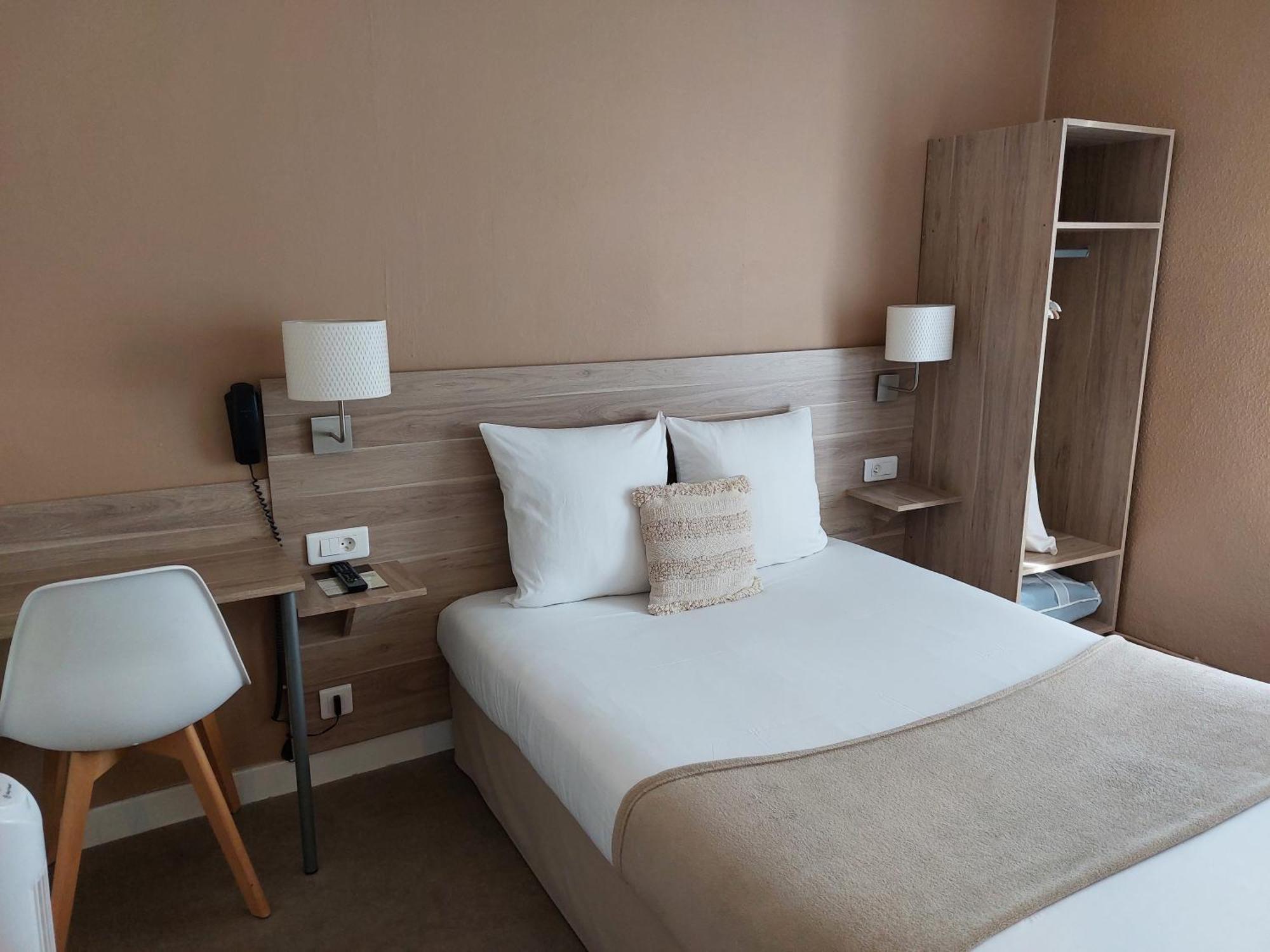 Cit'Hotel L'Europe - Cholet Gare 외부 사진
