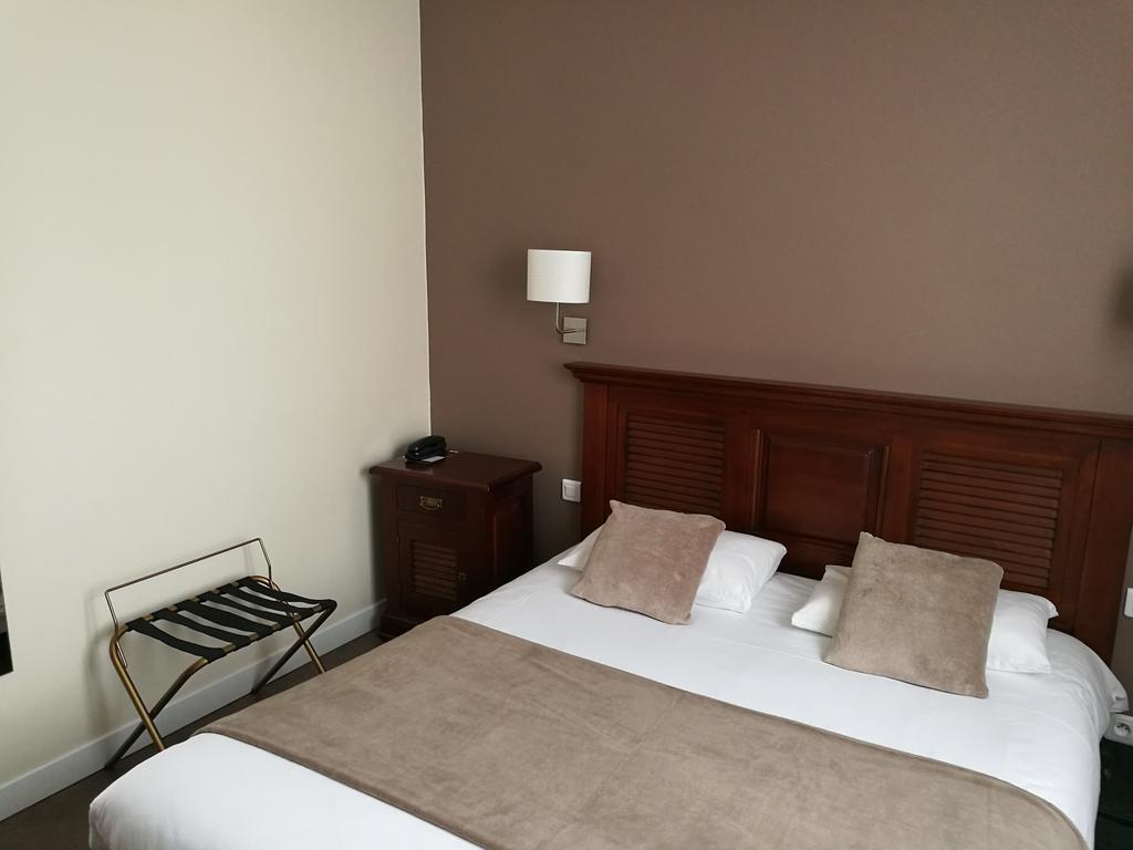 Cit'Hotel L'Europe - Cholet Gare 외부 사진